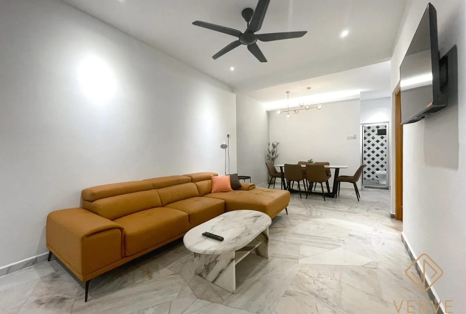 Ipoh C Private Club House By Verve Eech109 0*,